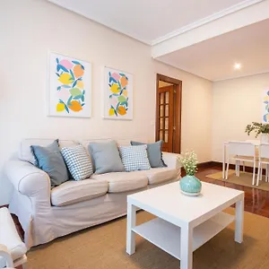 https://plaza-pio-xii.sansebastianhotels.net